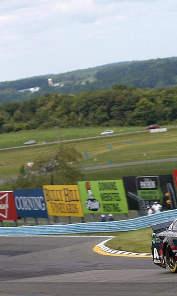Old Man Gordon continues hot streak, grabs pole for Cheez-It 355